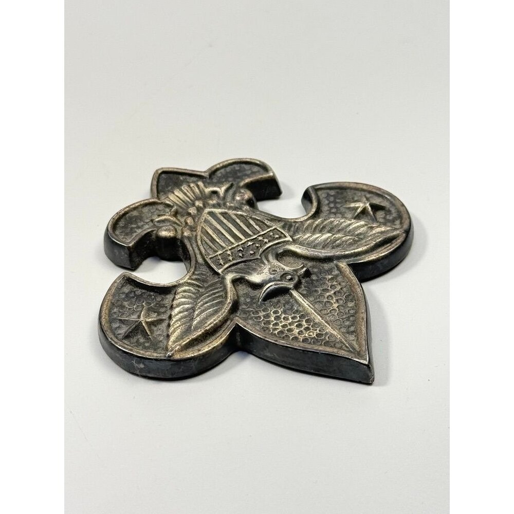Paperweight Boy Scouts of America Fleur-de-Lis Felt Back Office Desk Decor - Picture 11 of 14